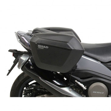 FIXATION SIDE CASE SHAD 3P SYSTEM POUR KYMCO 550 AK 2017>